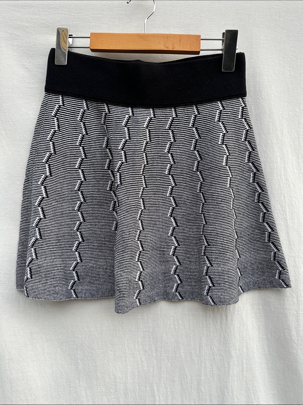 Talula Black & White Patterned Knit Skirt